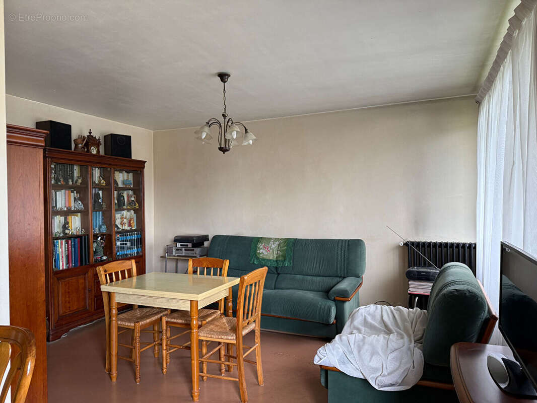 Appartement à AULNAY-SOUS-BOIS