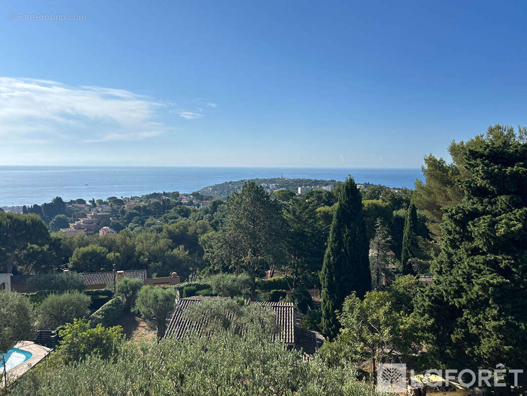 Maison à ROQUEBRUNE-CAP-MARTIN