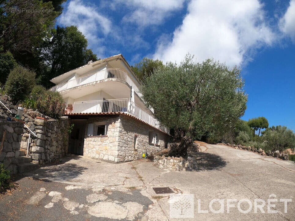 Maison à ROQUEBRUNE-CAP-MARTIN