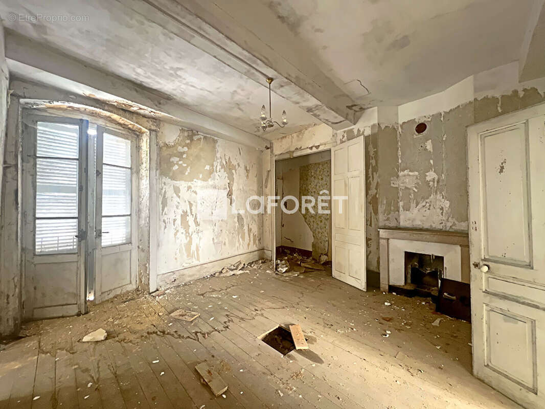 Maison à SAINT-AMOUR