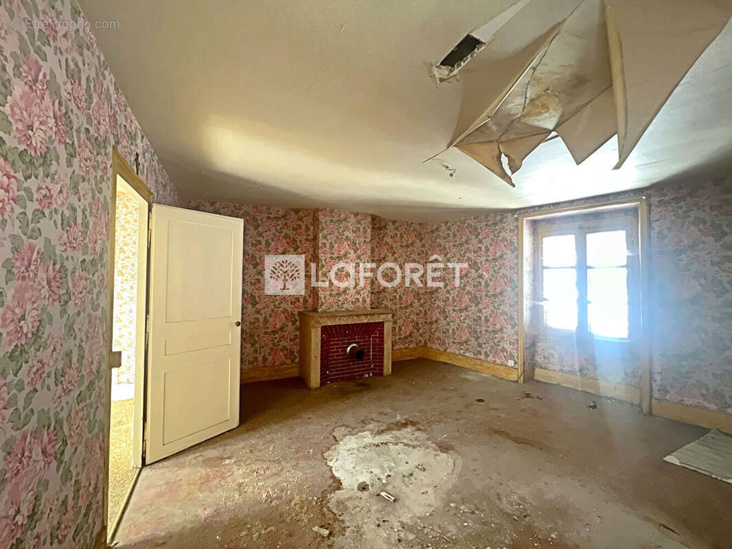 Maison à SAINT-AMOUR