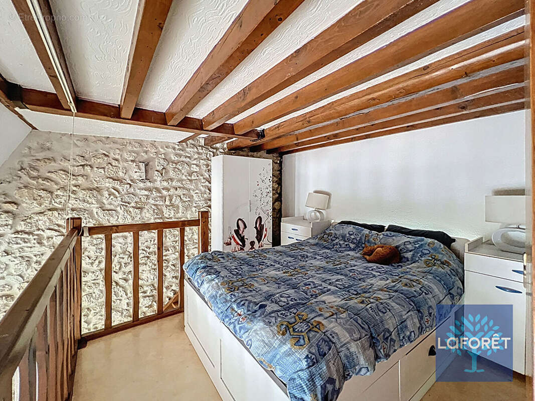 Appartement à LA FERTE-ALAIS