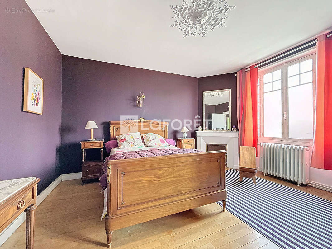 Maison à BRISSAC-QUINCE