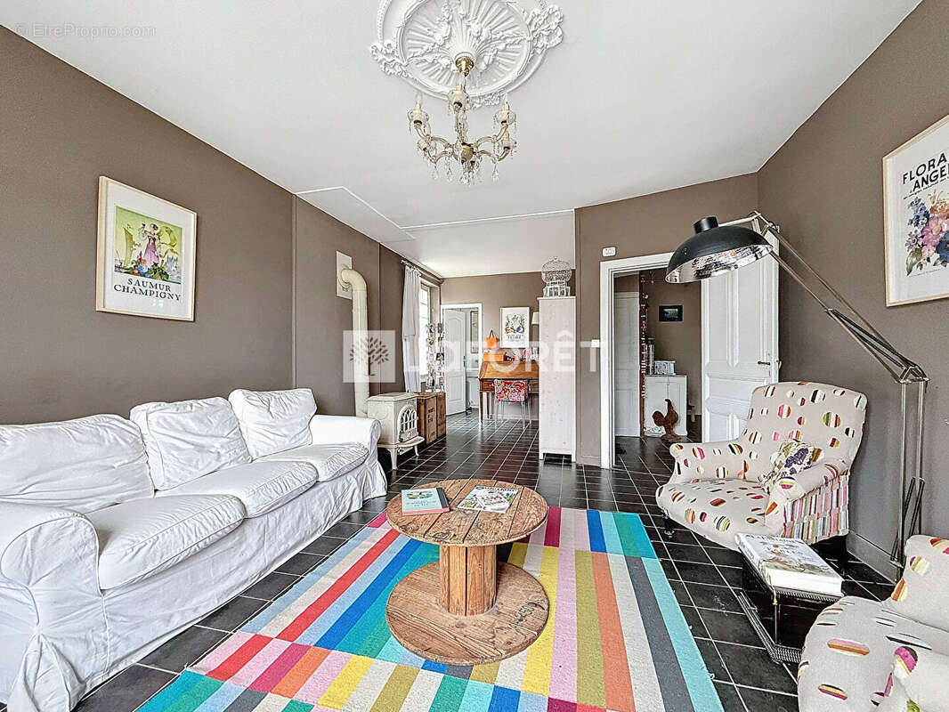 Maison à BRISSAC-QUINCE