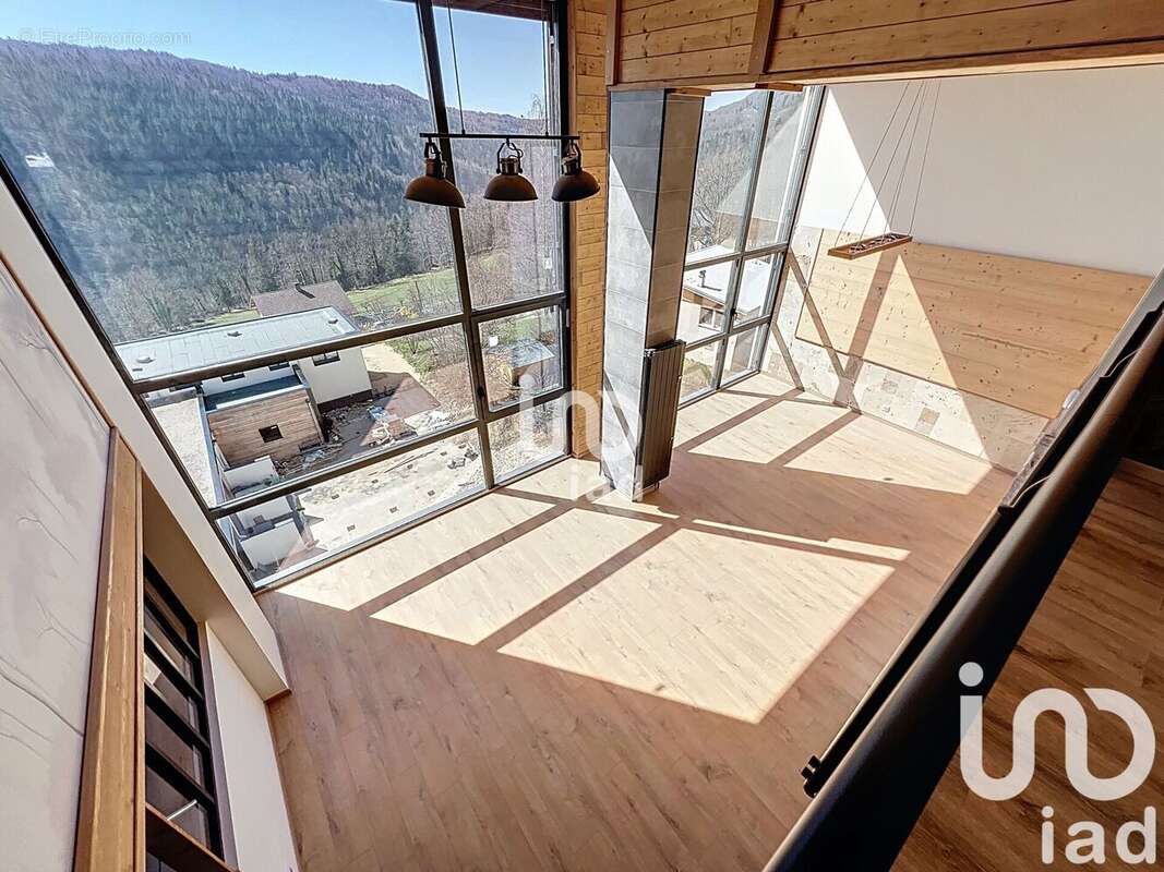 Photo 5 - Commerce à MORBIER