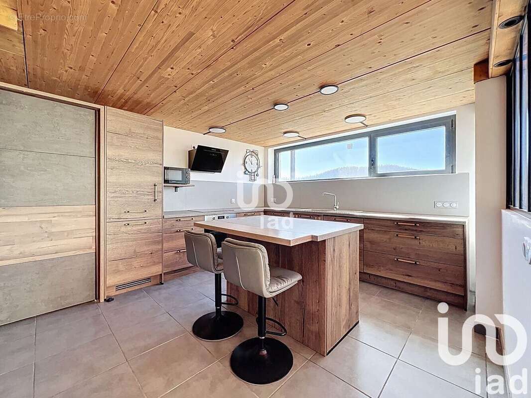 Photo 7 - Commerce à MORBIER