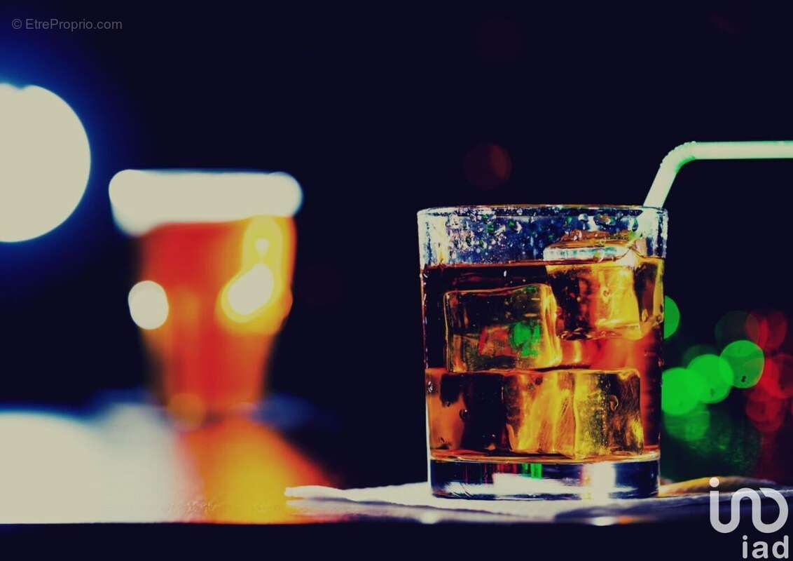 Photo 3 - Commerce à SAINT-CYR-SUR-LOIRE