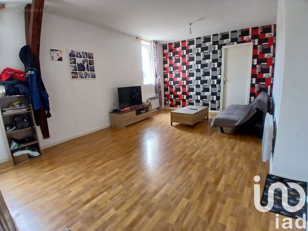 Photo 2 - Appartement à SAINT-AMAND-MONTROND