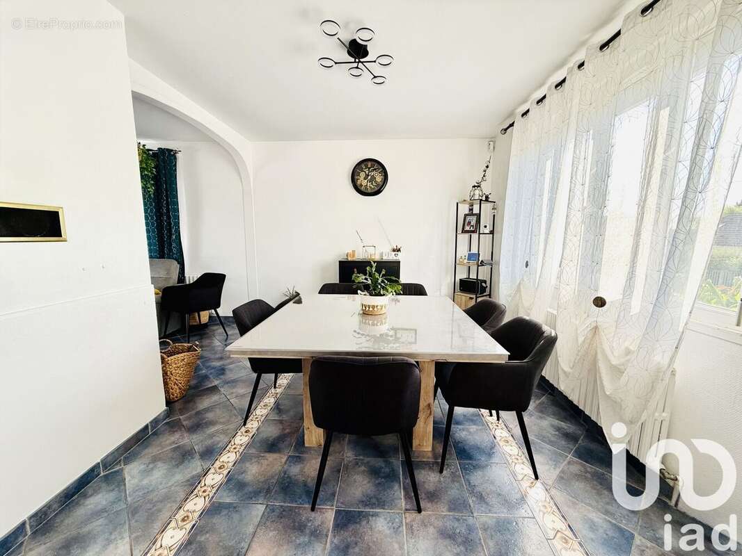 Photo 7 - Maison à LA CHAPELLE-RABLAIS