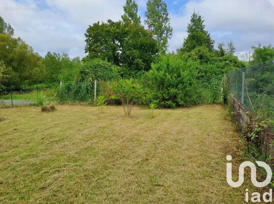 Photo 2 - Terrain à SACHE