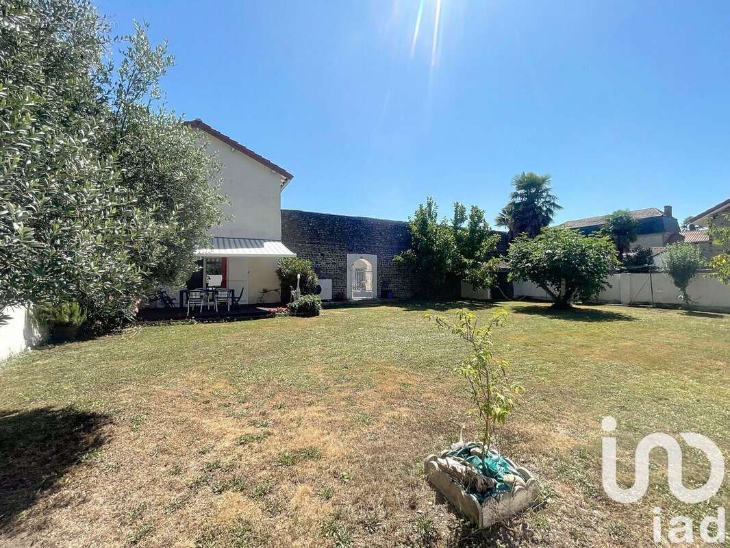 Photo 5 - Maison à VIC-EN-BIGORRE