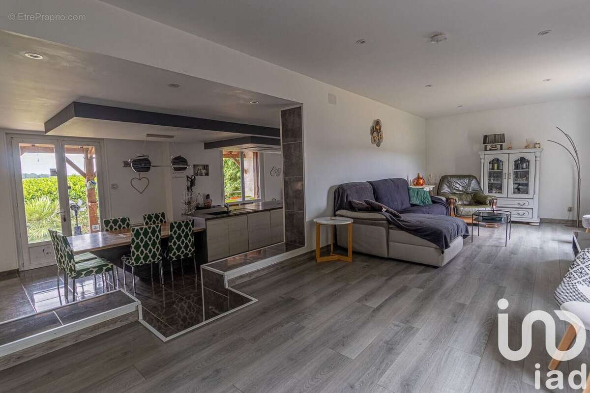 Photo 7 - Maison à LIZAC