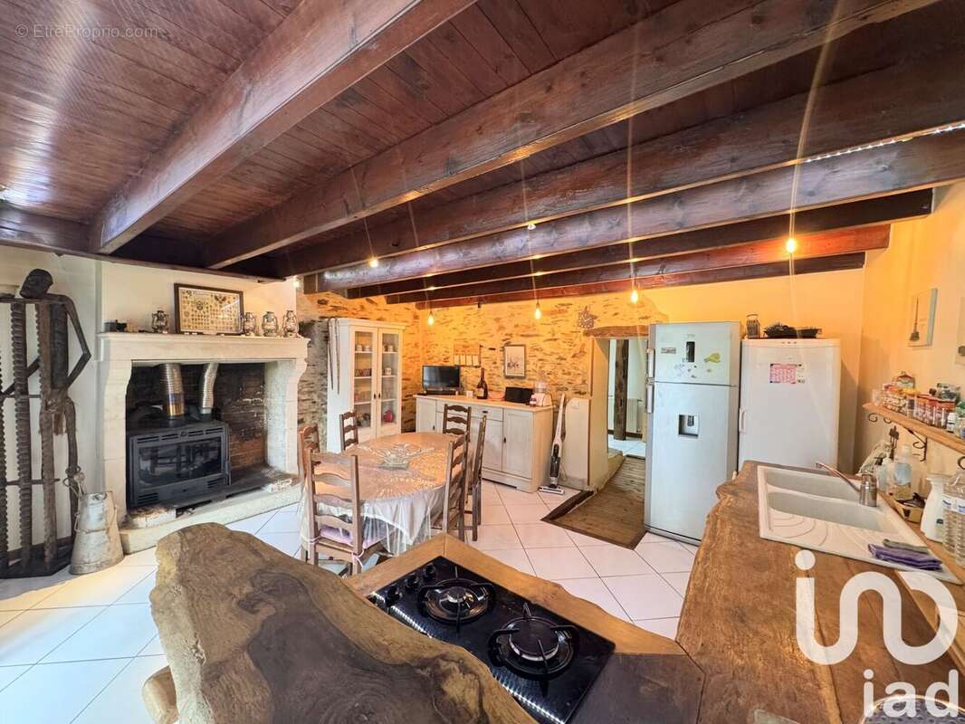 Photo 2 - Maison à MOUILLERON-EN-PAREDS