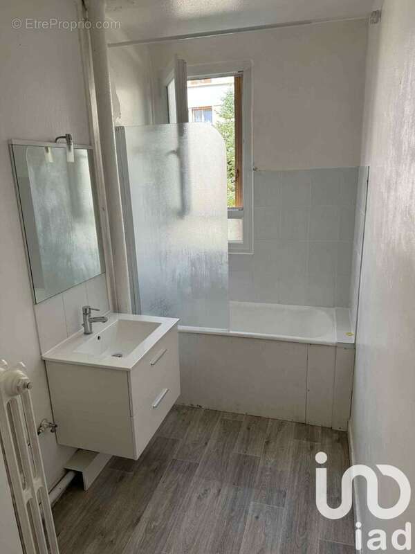 Photo 8 - Appartement à SAINT-ANDRE-LES-VERGERS