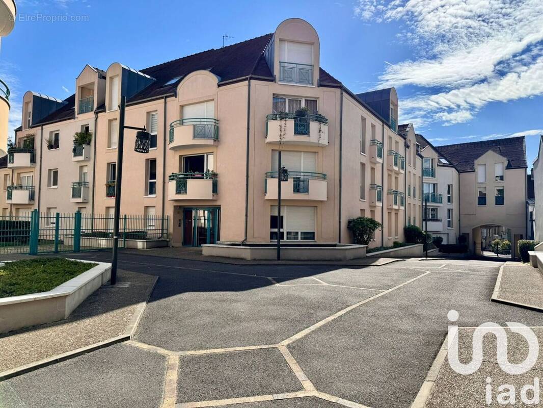 Photo 1 - Appartement à SUCY-EN-BRIE