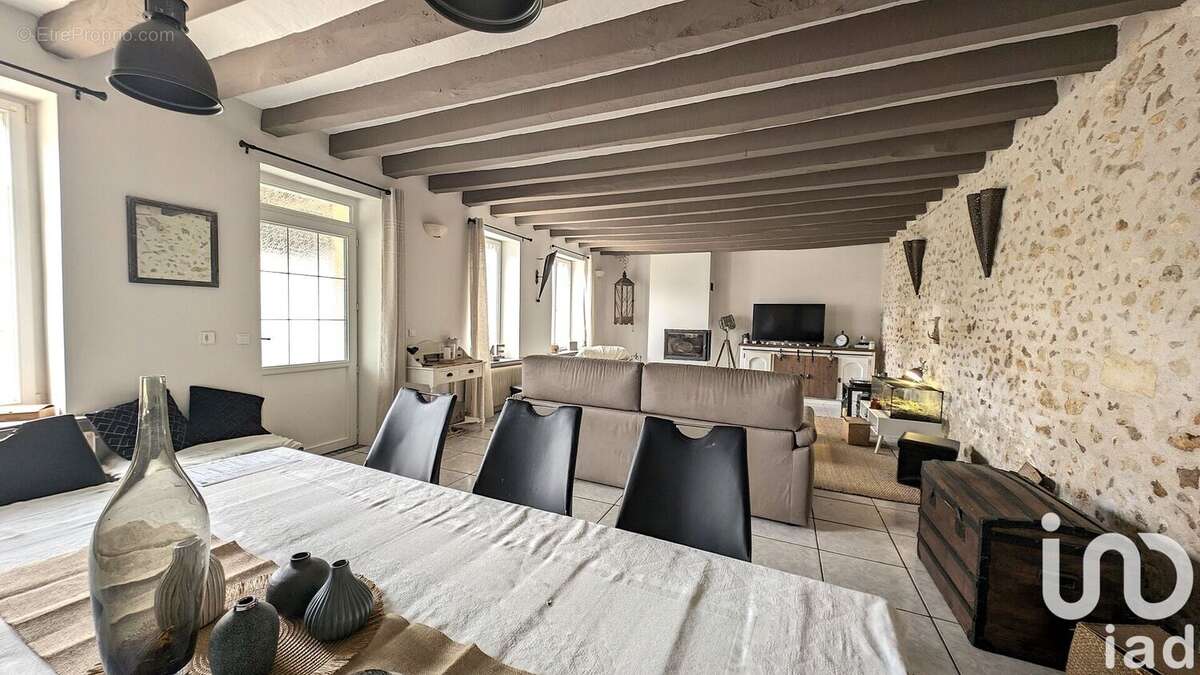 Photo 3 - Maison à NOUZILLY