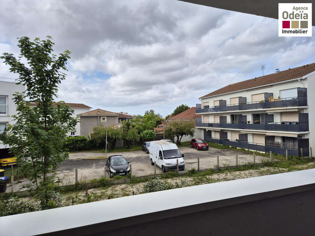 Agence Odeïa Immobilier - Exclusivité - Appartement T2 Arès - terrasse vue - Appartement à ARES
