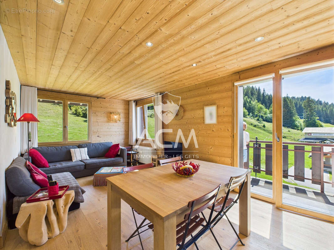 Appartement à LES GETS