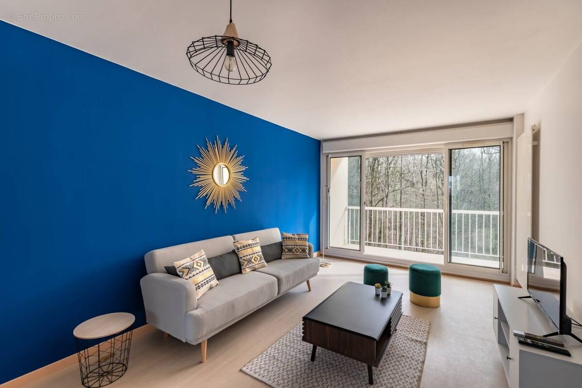 Appartement à ALLONNES