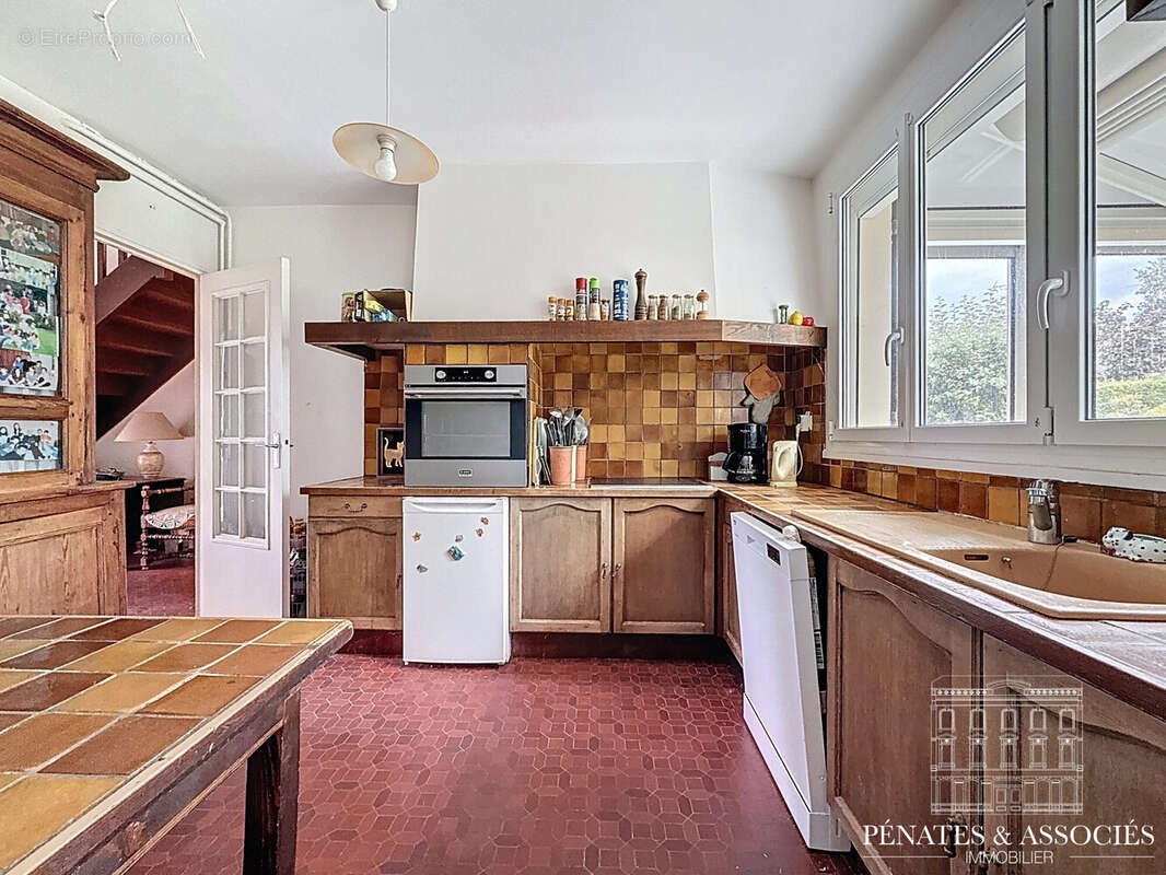 Maison à MONT-SAINT-AIGNAN