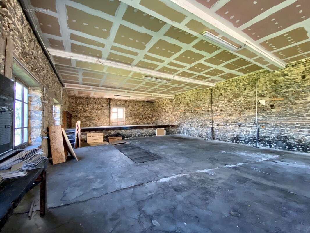 Espace de stockage  - Appartement à SUSSAC