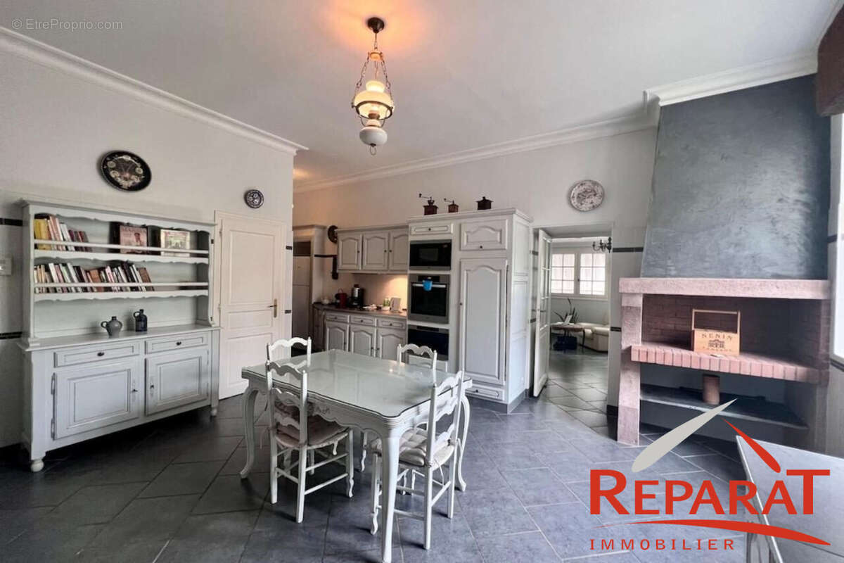 Appartement à ALLASSAC