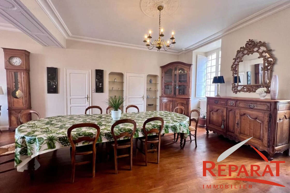 Appartement à ALLASSAC