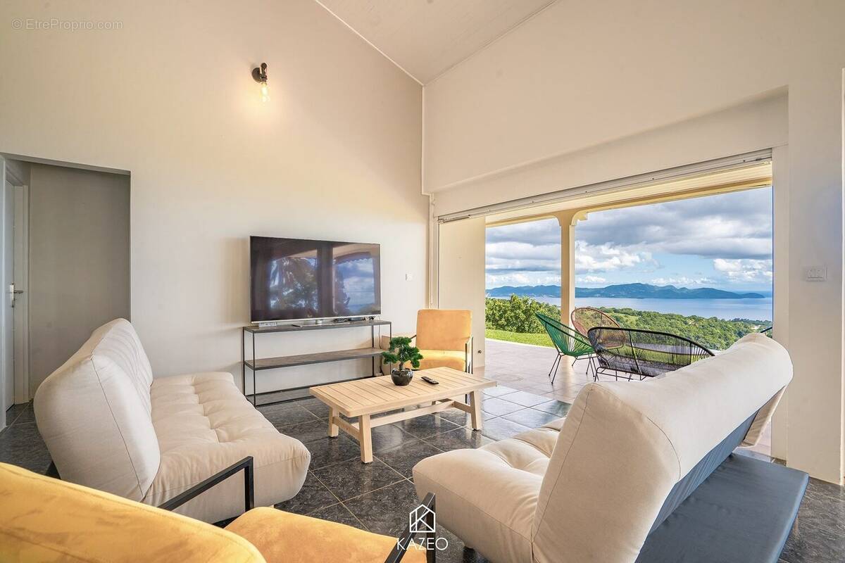 Maison à CASE-PILOTE