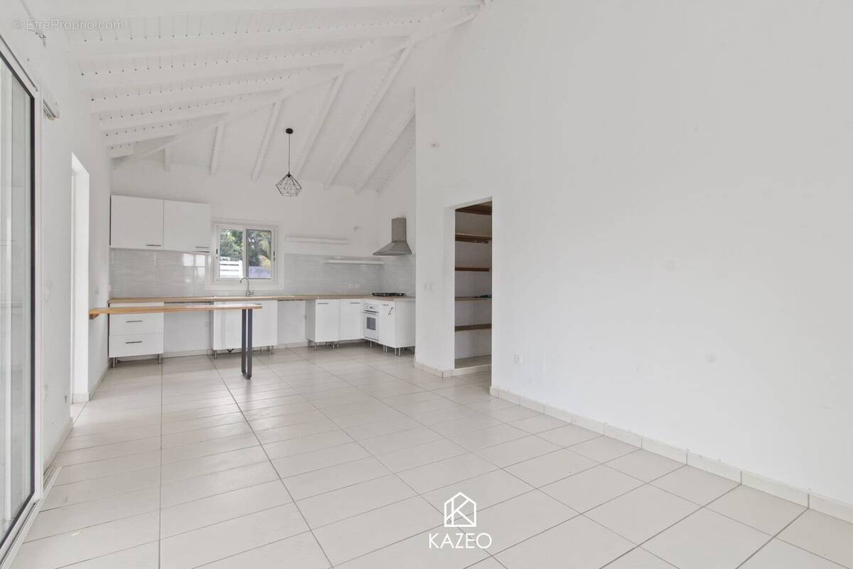 Maison à SAINTE-ANNE