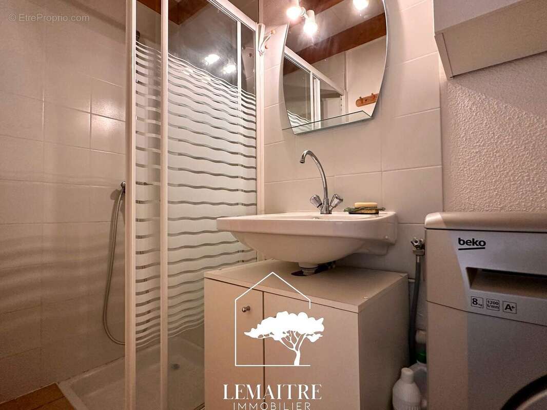 Maison à LES MATHES