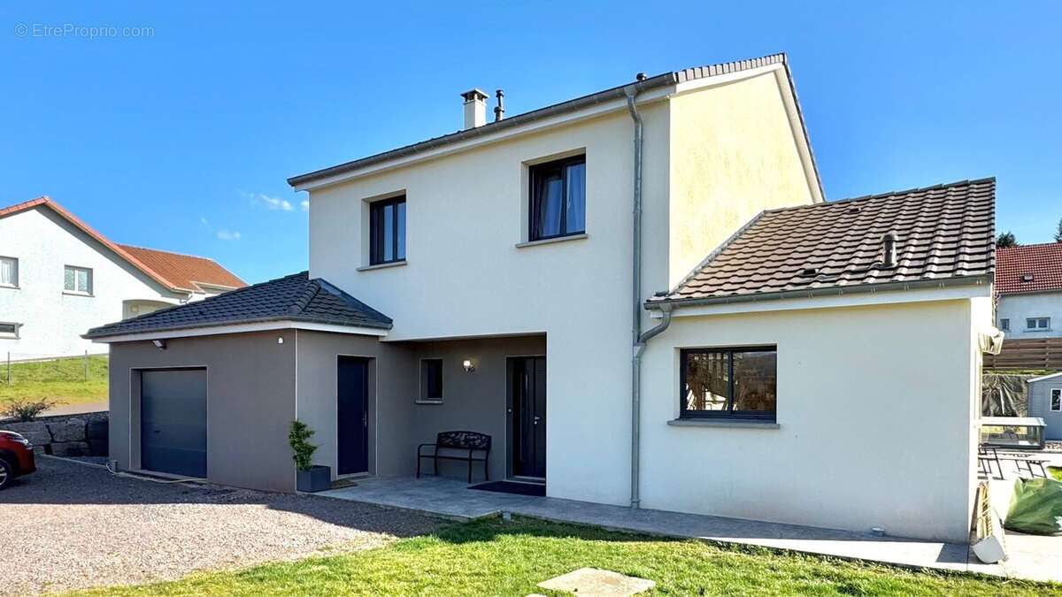 Maison à MOYENMOUTIER