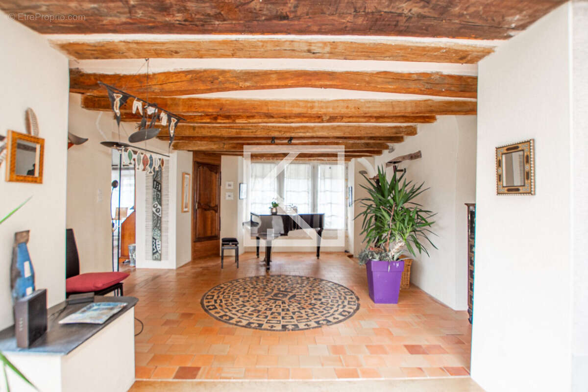 Maison à JUIGNE-SUR-LOIRE