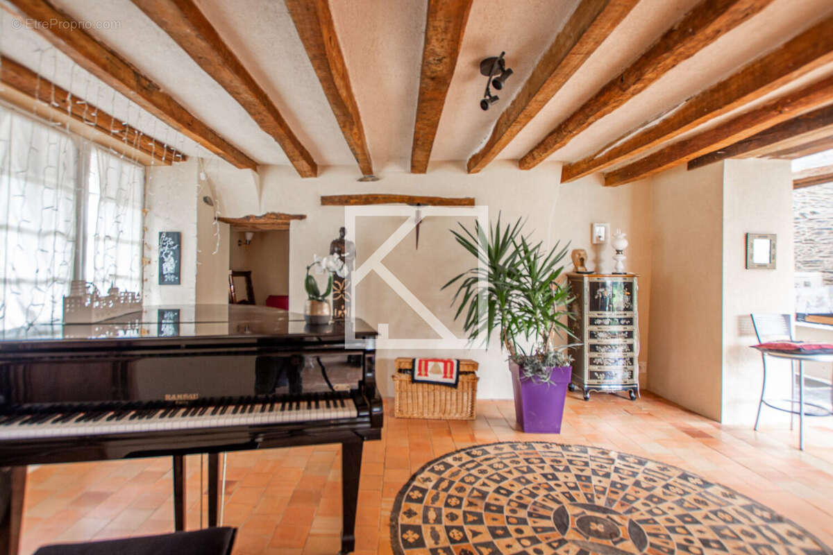 Maison à JUIGNE-SUR-LOIRE