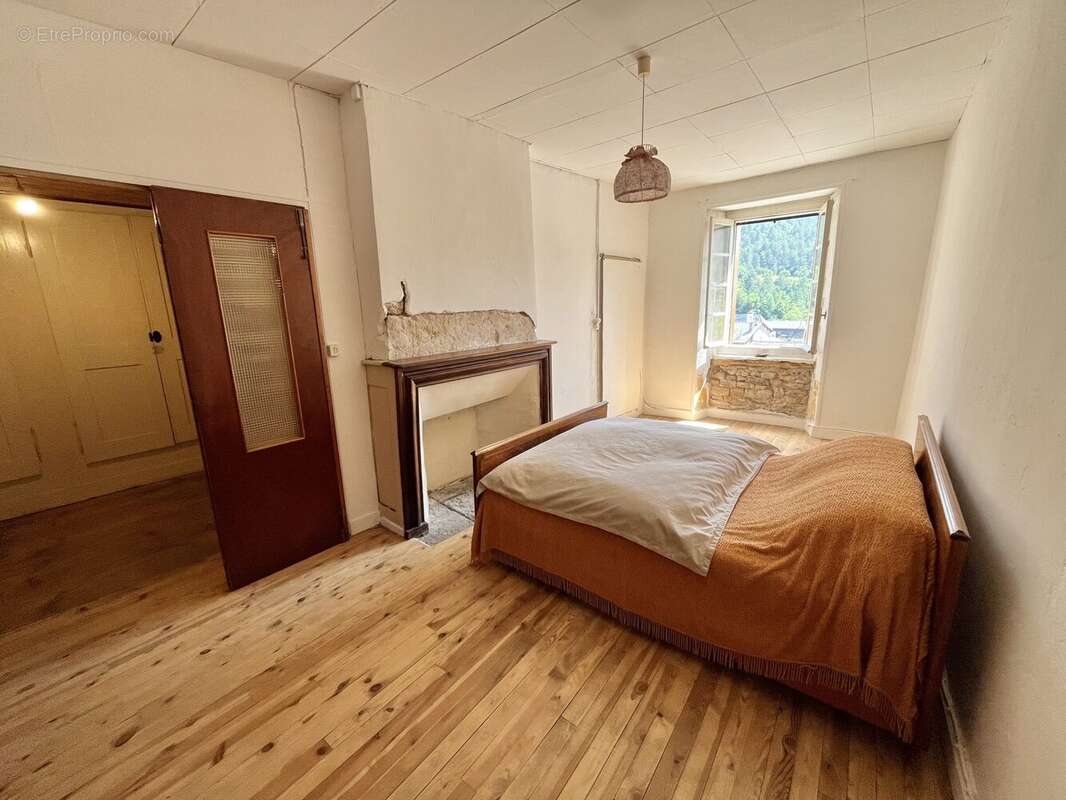 Appartement à CHANAC