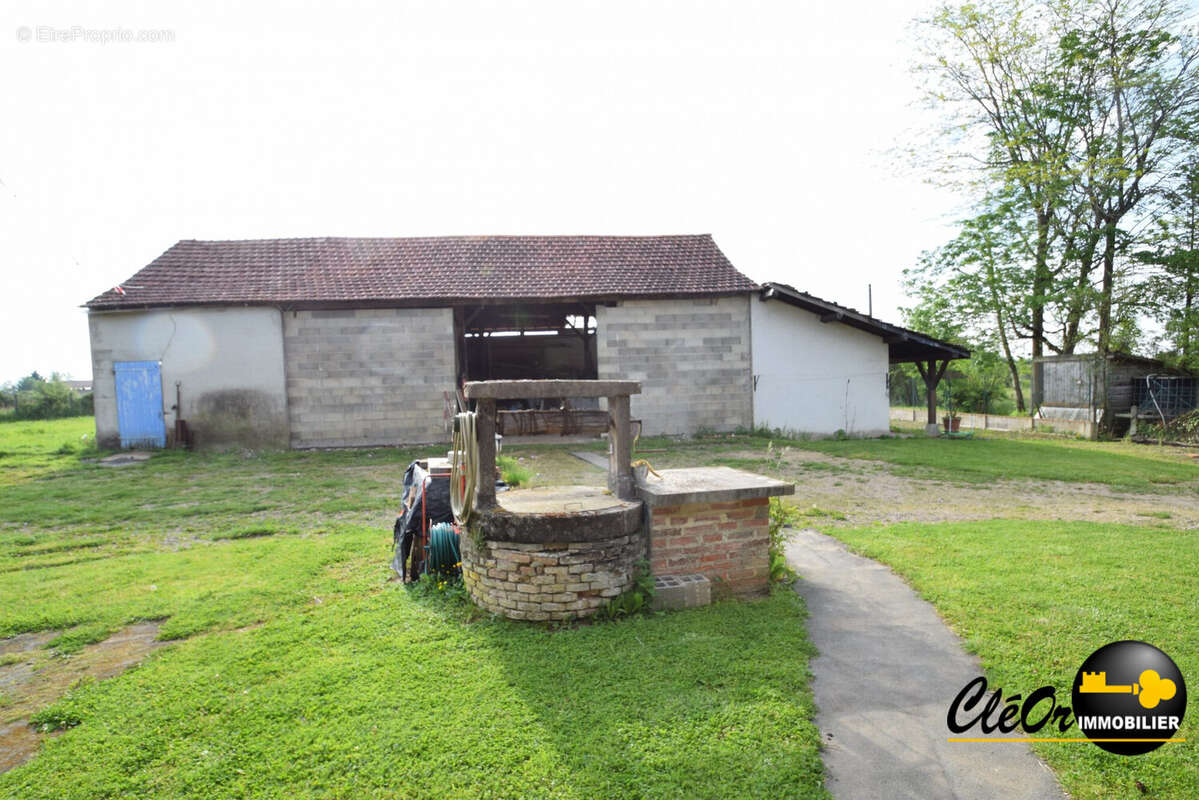 Maison à SAINT-BONNET-EN-BRESSE