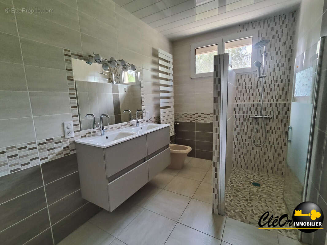 Maison à PIERRE-DE-BRESSE