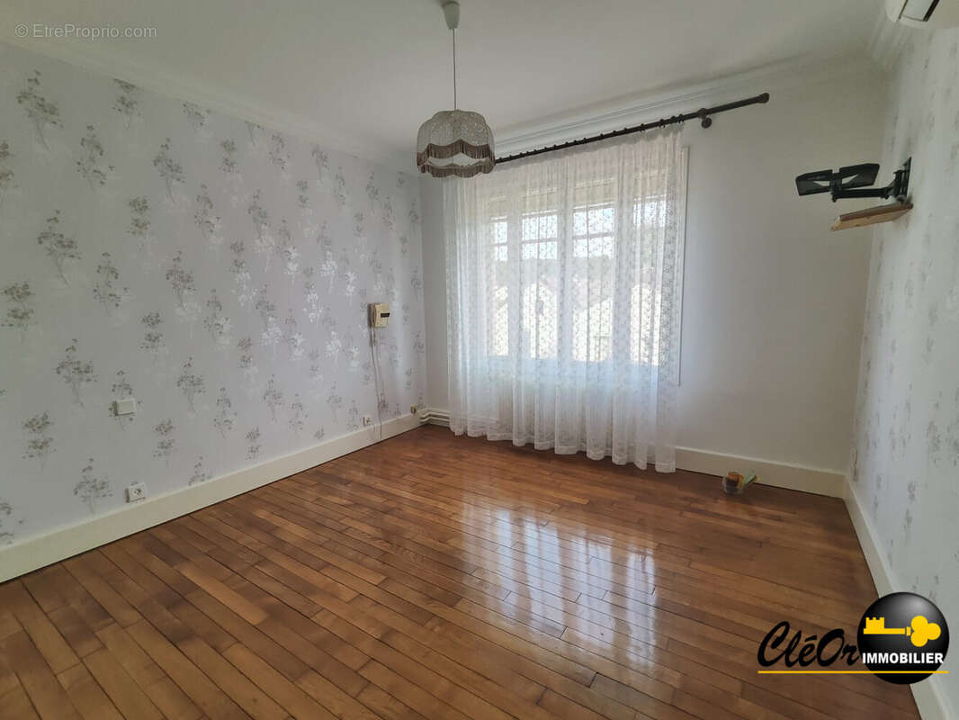 Maison à PIERRE-DE-BRESSE