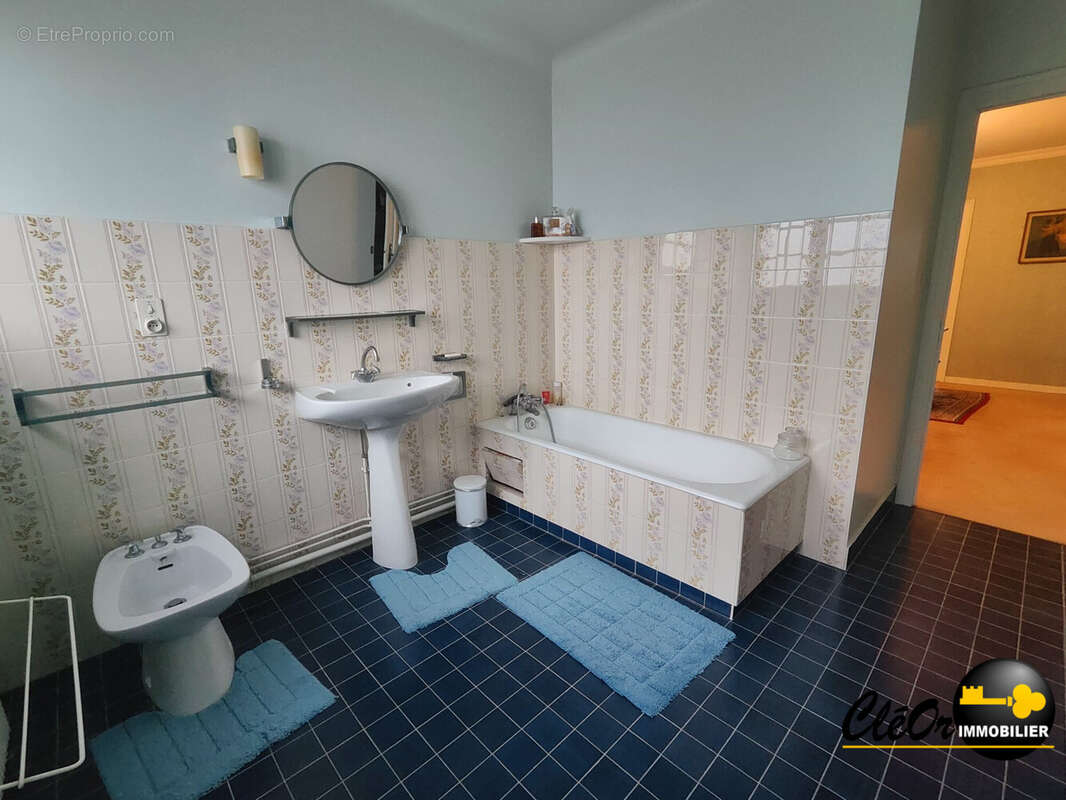 Maison à SAINT-GERMAIN-DU-BOIS