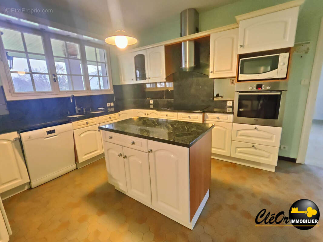 Maison à SAINT-GERMAIN-DU-BOIS