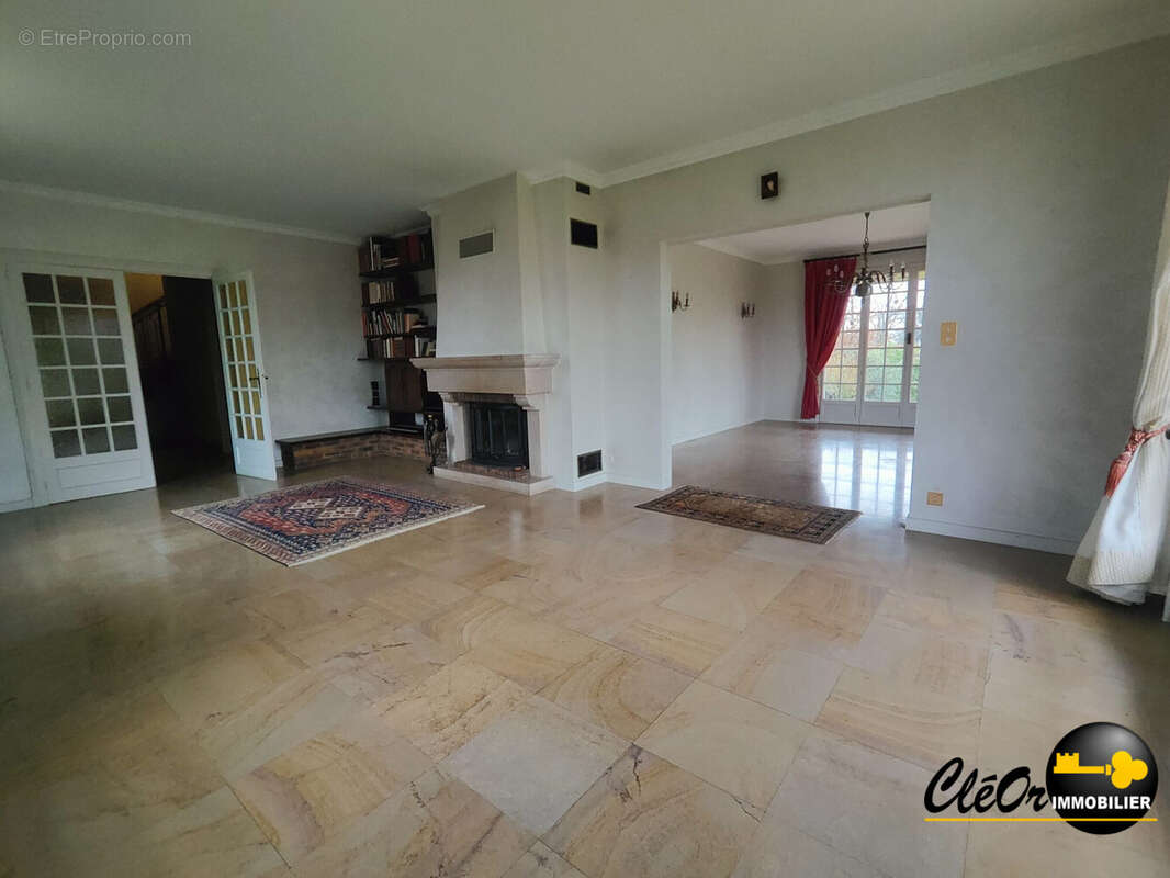 Maison à SAINT-GERMAIN-DU-BOIS