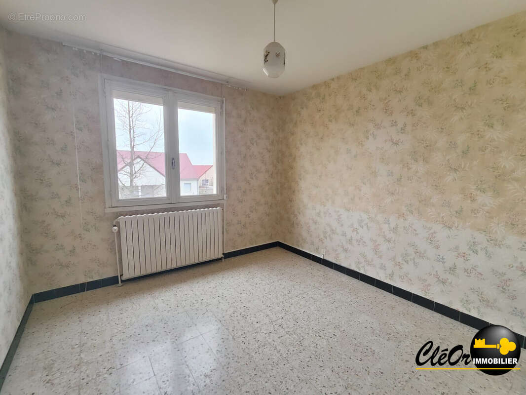 Maison à PIERRE-DE-BRESSE