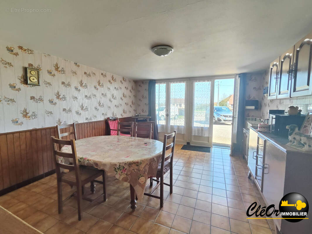 Maison à SAINT-USUGE