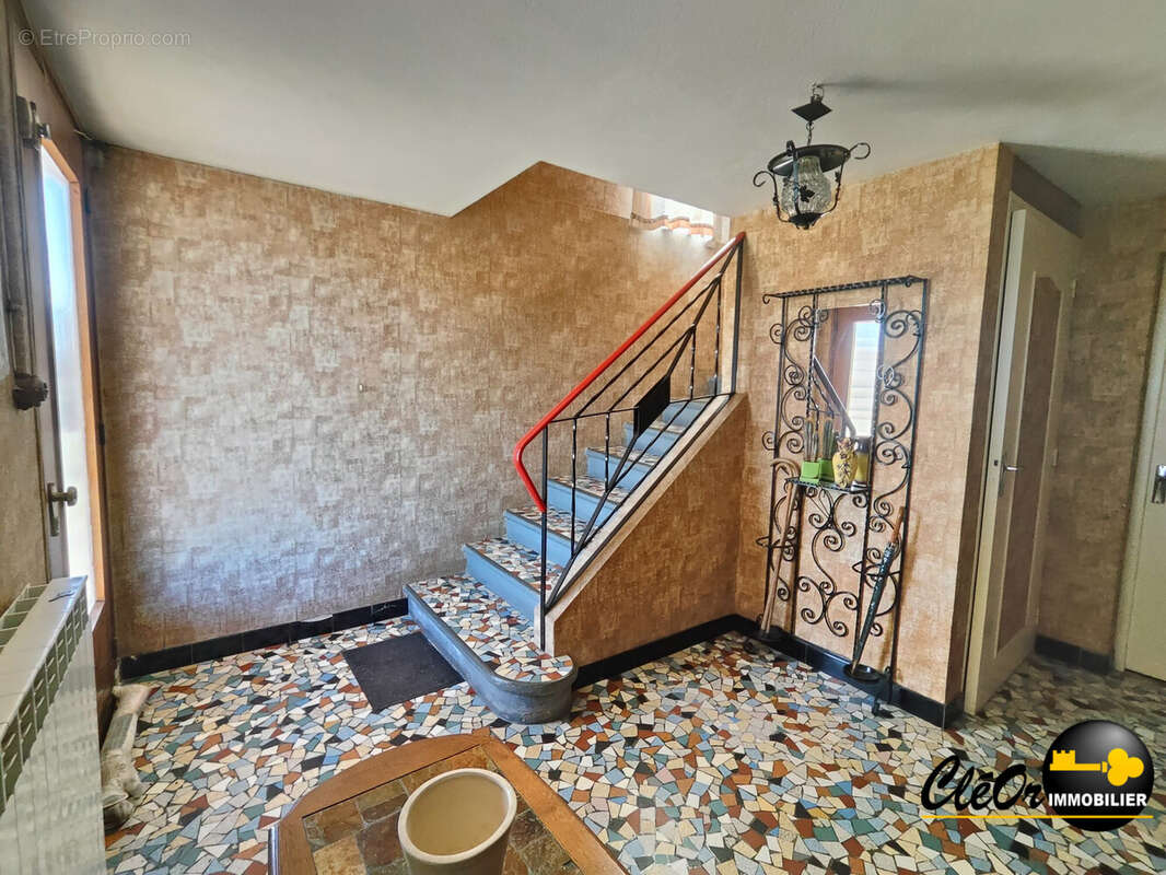 Maison à SAINT-USUGE