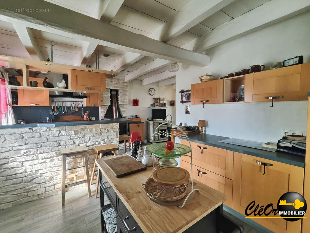 Maison à PIERRE-DE-BRESSE