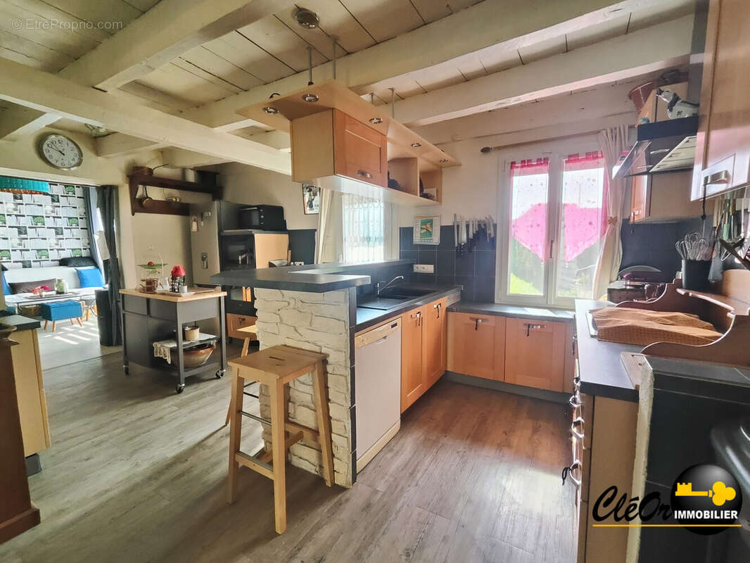 Maison à PIERRE-DE-BRESSE