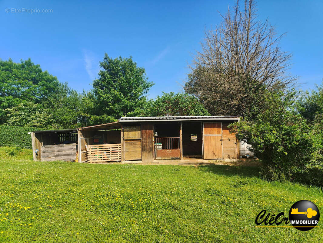 Maison à PIERRE-DE-BRESSE