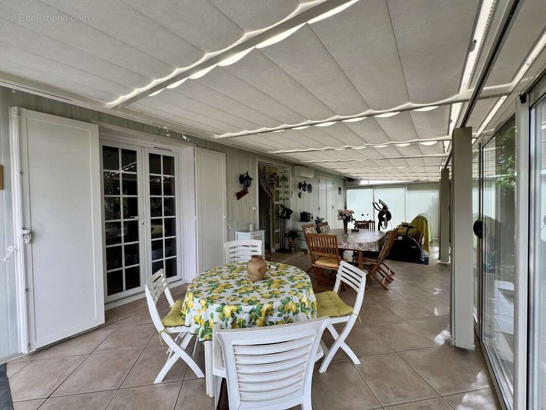 Maison à CHARVIEU-CHAVAGNEUX