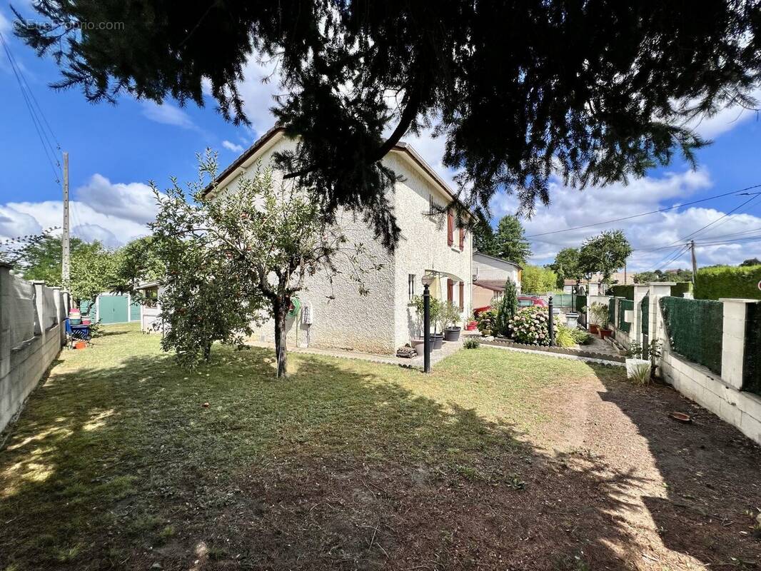 Maison à TIGNIEU-JAMEYZIEU