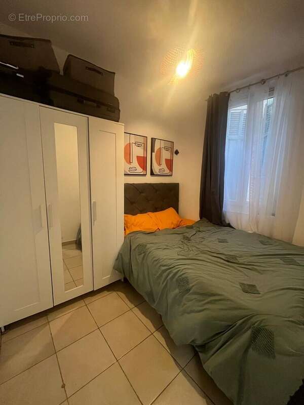 Appartement à MARSEILLE-3E