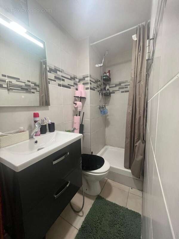 Appartement à MARSEILLE-3E